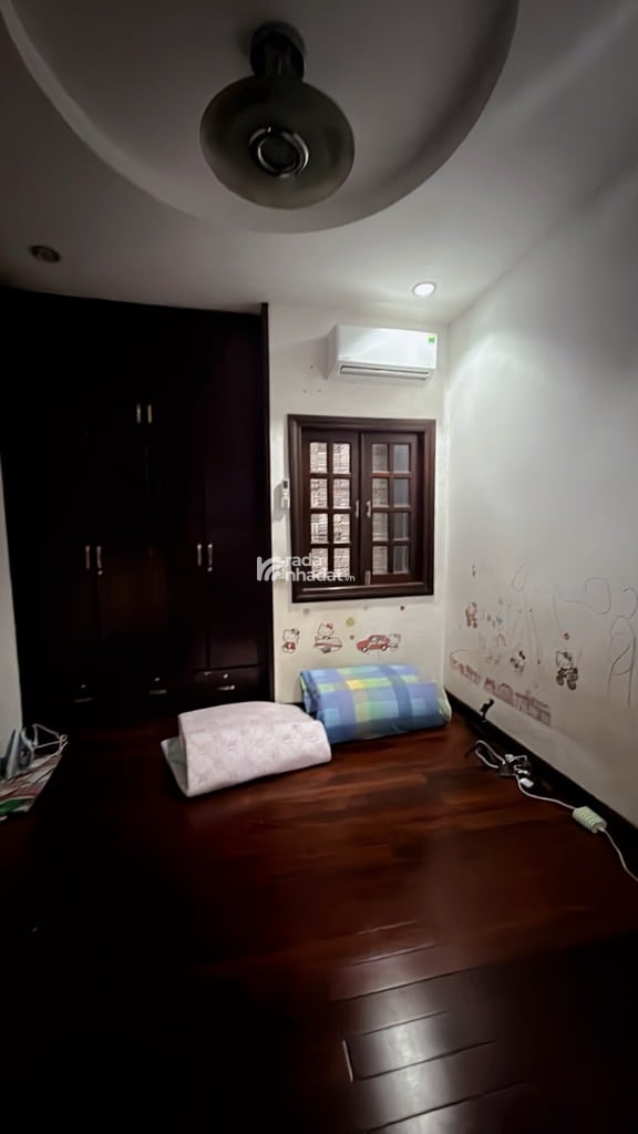 HẺM XE HƠI THÔNG- NHÀ 3 TẦNG. KHU HIẾM NHÀ BÁN .