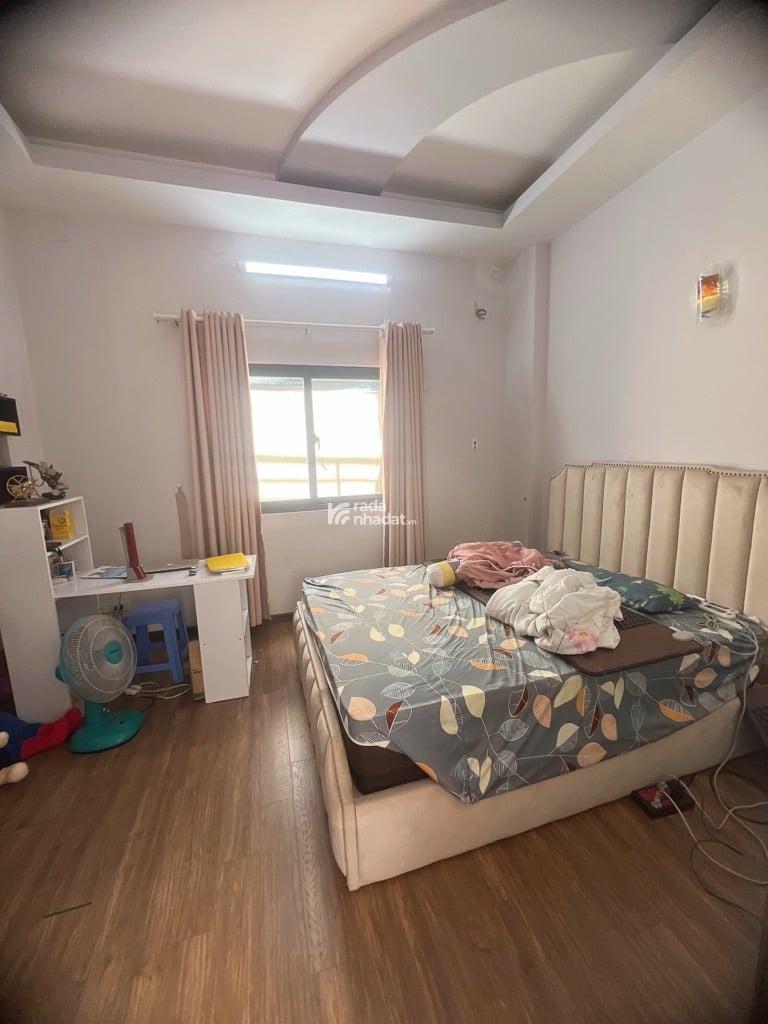 Bán nhà Nguyễn Công Hoan, 3PN, ngang 4m, Phường 7 Phú Nhuận, dưới 7 tỷ.