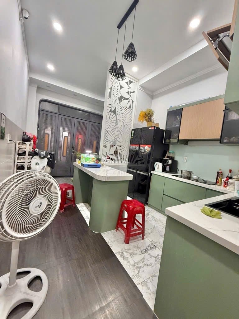 BÁN NHÀ 5 TẦNG,HXH ĐƯỜNG LÝ THÁNH TÔNG,TÂN PHÚ (3.5 x 18m ) 8.7 Tỷ TL