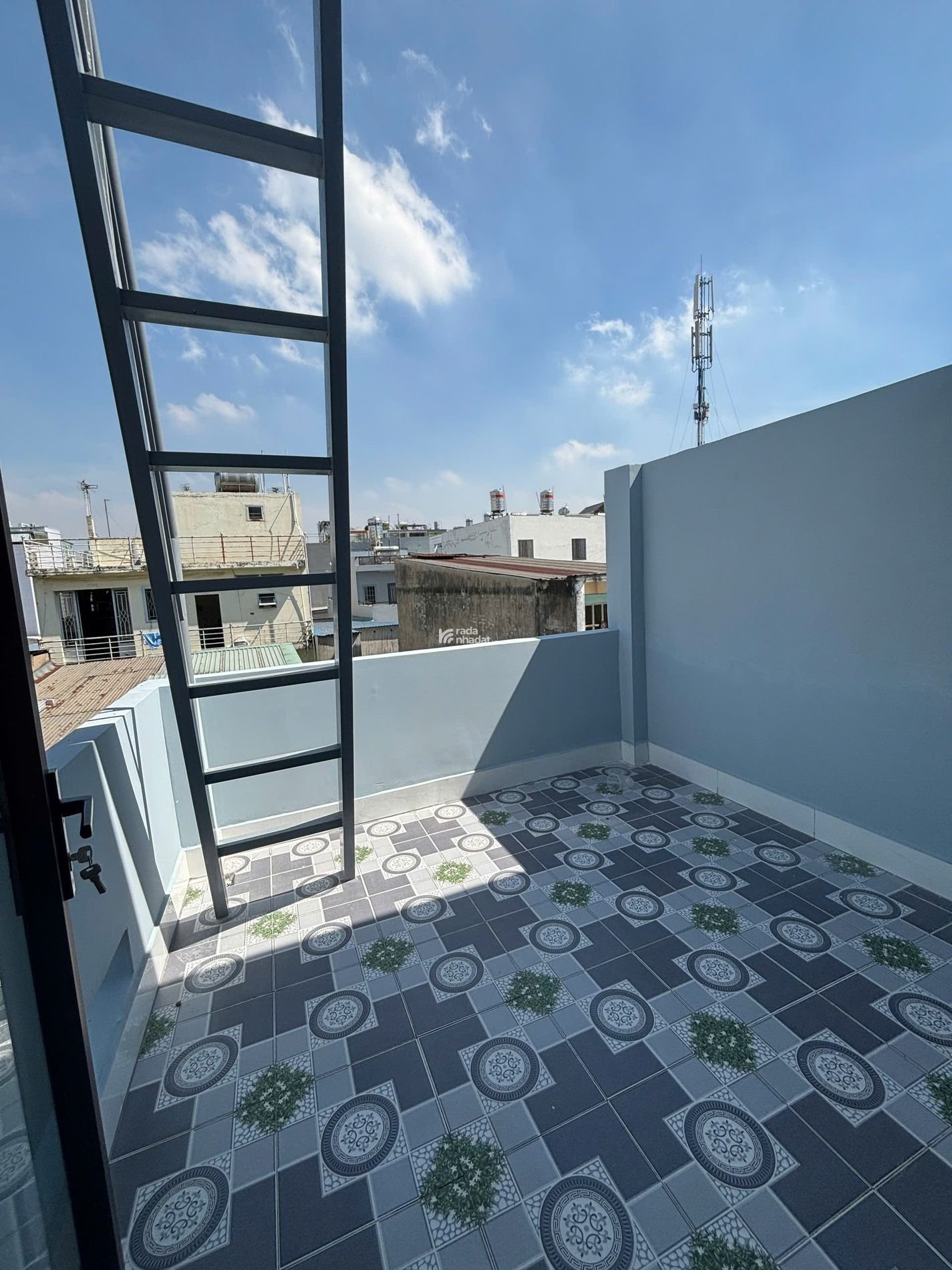 Hẻm 1/ Lý Thánh Tông, 40m2, 3 tầng, chỉ 4.75 tỷ TL, Nhà đẹp ở ngay