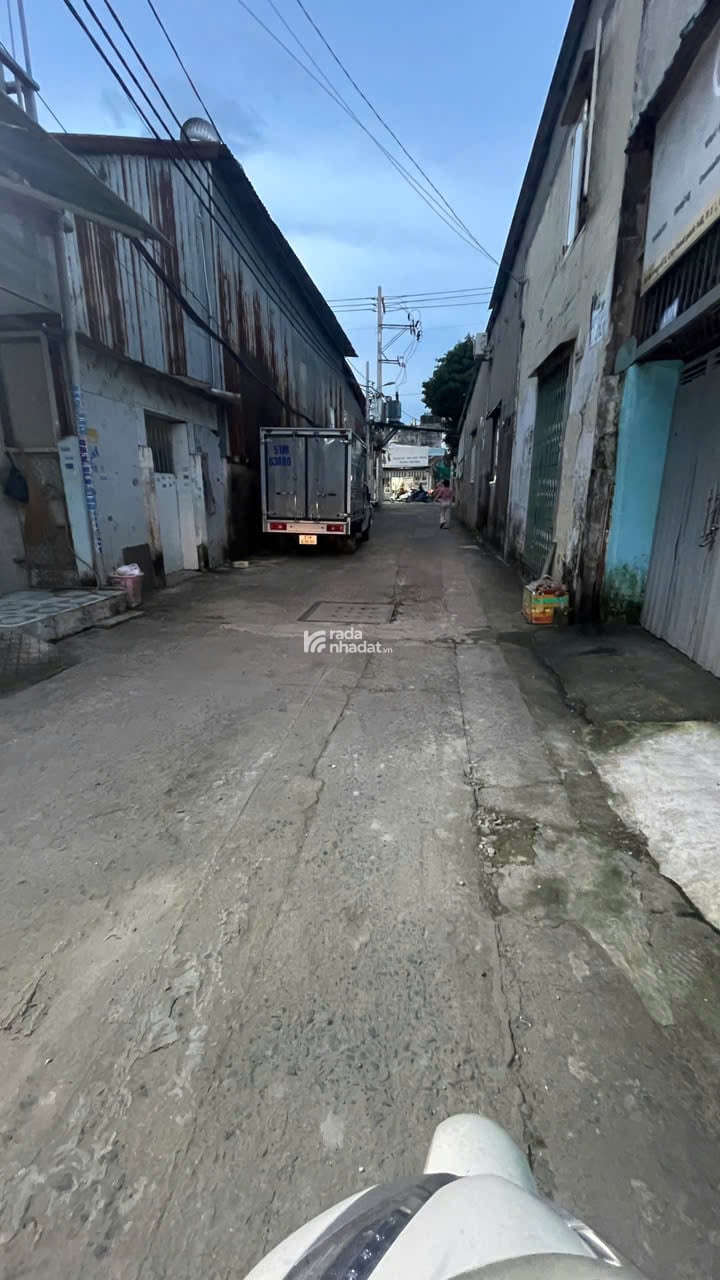 Chính Chủ Bán Gấp Nhà 1 Trệt 2 Lầu Đường Trước Nhà Xe Ford Everest Ra Nguyễn Thị Kiểu Q12