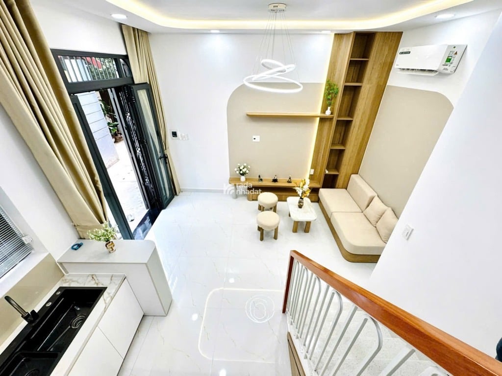 KHU SÂN BAY, NGUYỄN TRỌNG TUYỂN, TÂN BÌNH, 25M2 MỚI Ở NGAY. GIẢM 550TR CHỈ CÒN 5.75T TL 