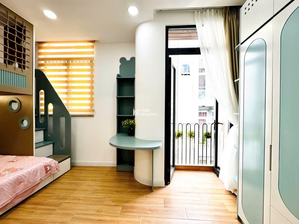 KHU SÂN BAY, NGUYỄN TRỌNG TUYỂN, TÂN BÌNH, 25M2 MỚI Ở NGAY. GIẢM 550TR CHỈ CÒN 5.75T TL 