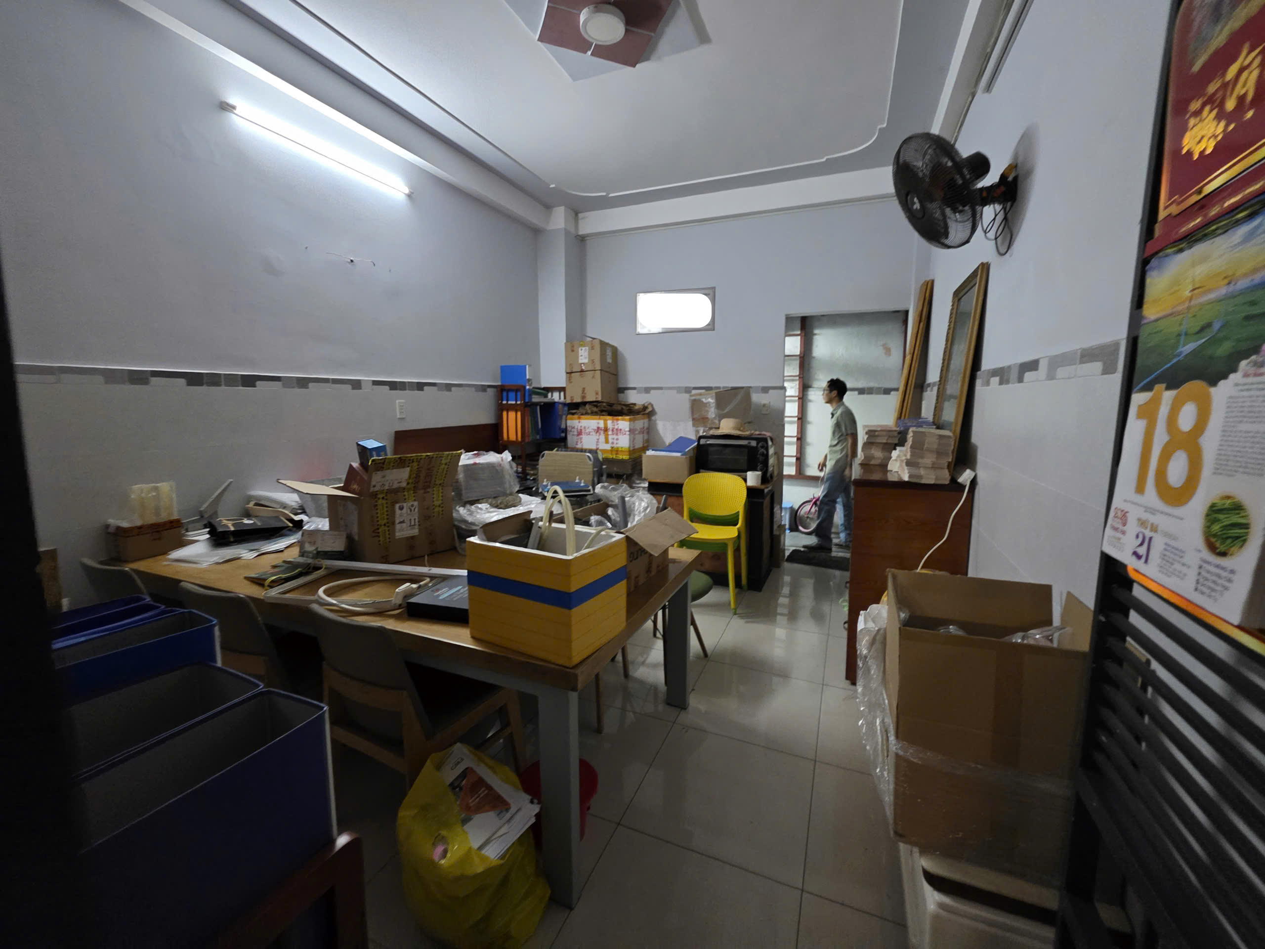 Mặt tiền đường Lê Niệm - khu họ Lê, 67m2, 4 tầng BTCT, 4PN, an ninh, Chỉ 12.3tỷ