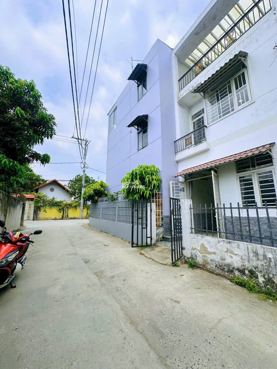 NHÀ ĐẸP HẺM THÔNG HÀ HUY GIÁP - GẦN CHỢ ĐƯỜNG, Q12 NHỈNH 4T