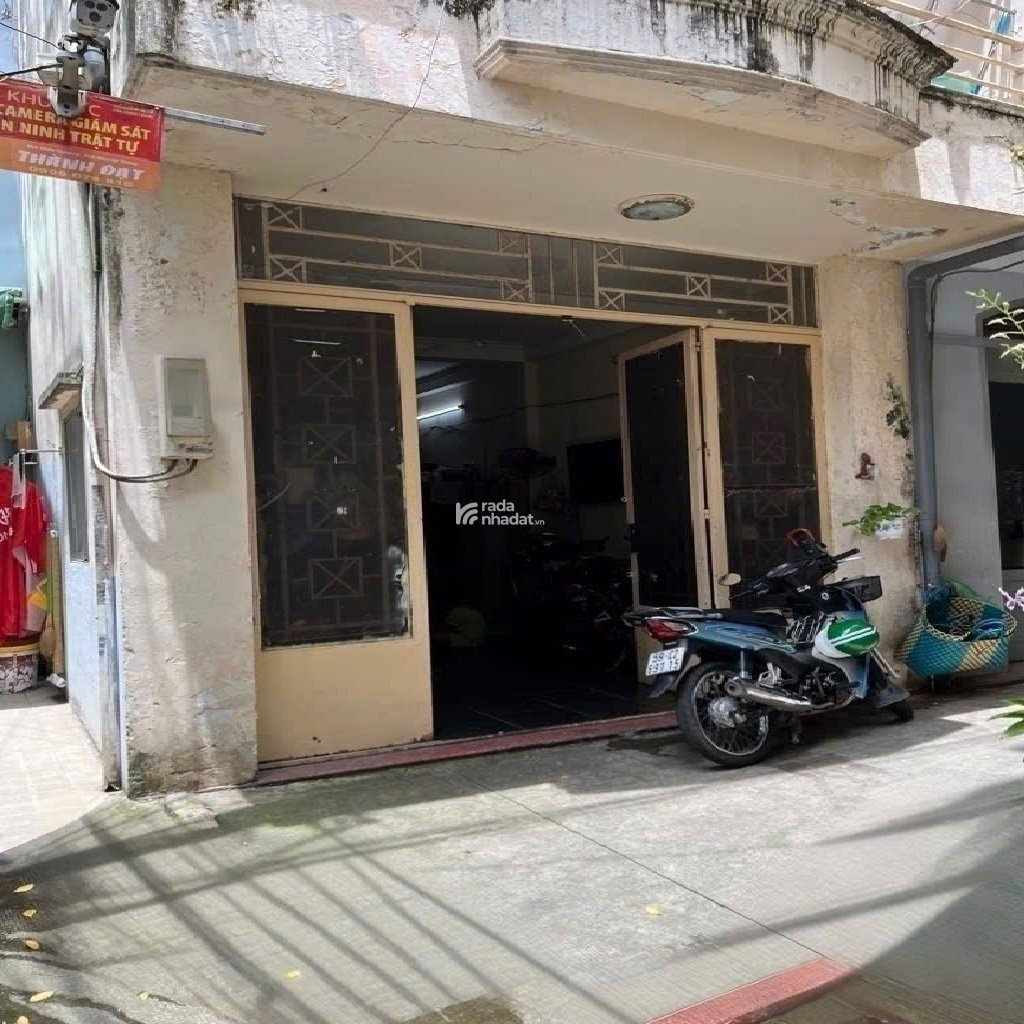 Bán nhà hẻm Hòa Hưng - QUẬN 10 - 4.2 x 8 m Vuông vức - 3.7 tỷ