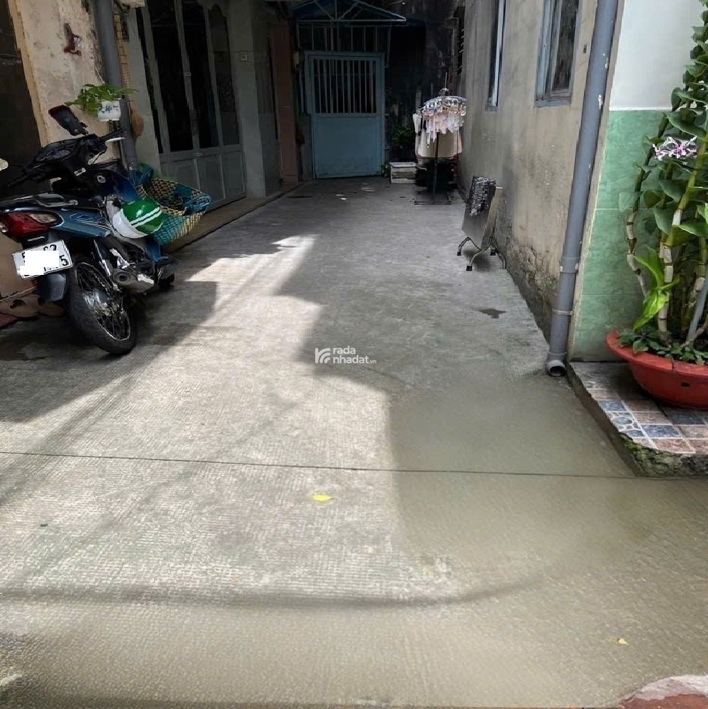 Bán nhà hẻm Hòa Hưng - QUẬN 10 - 4.2 x 8 m Vuông vức - 3.7 tỷ