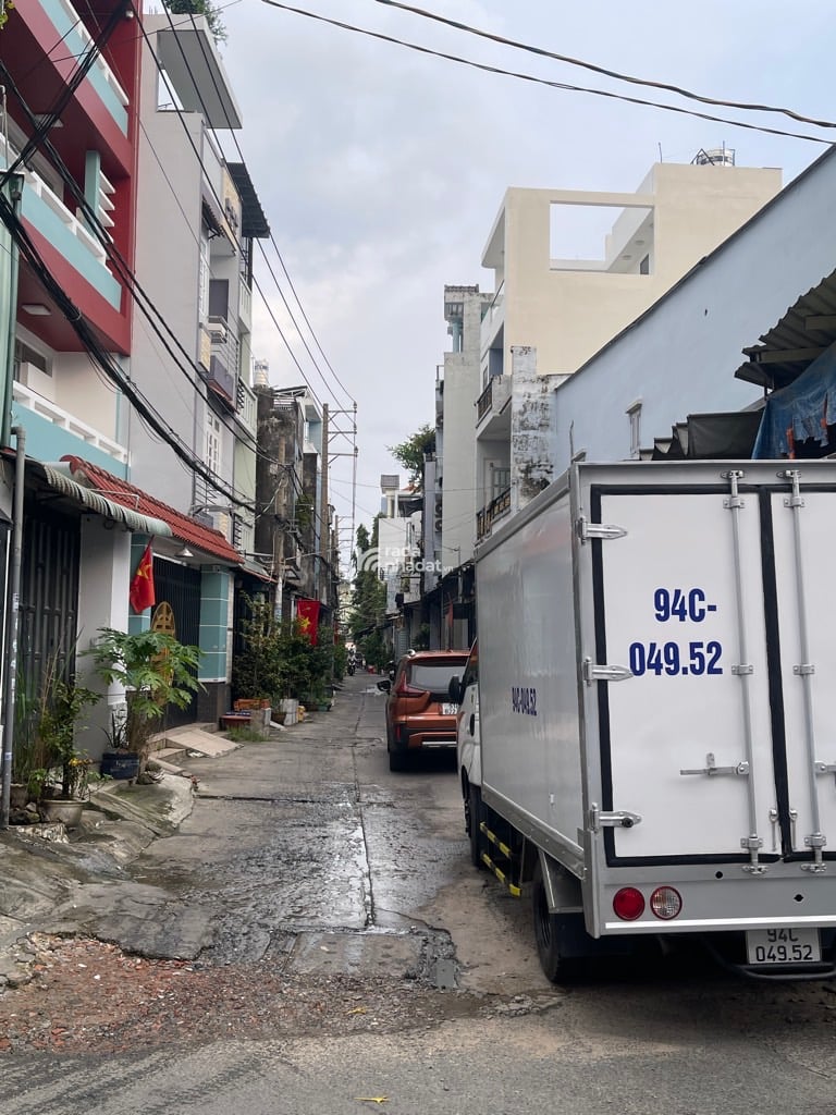 NHÀ 4 TẦNG - 2  MẶT HXH THÔNG - NGAY TRỤC LÊ VĂN QUỚI - 100M2 - Sổ A4 - HOÀN CÔNG ĐẦY ĐỦ 