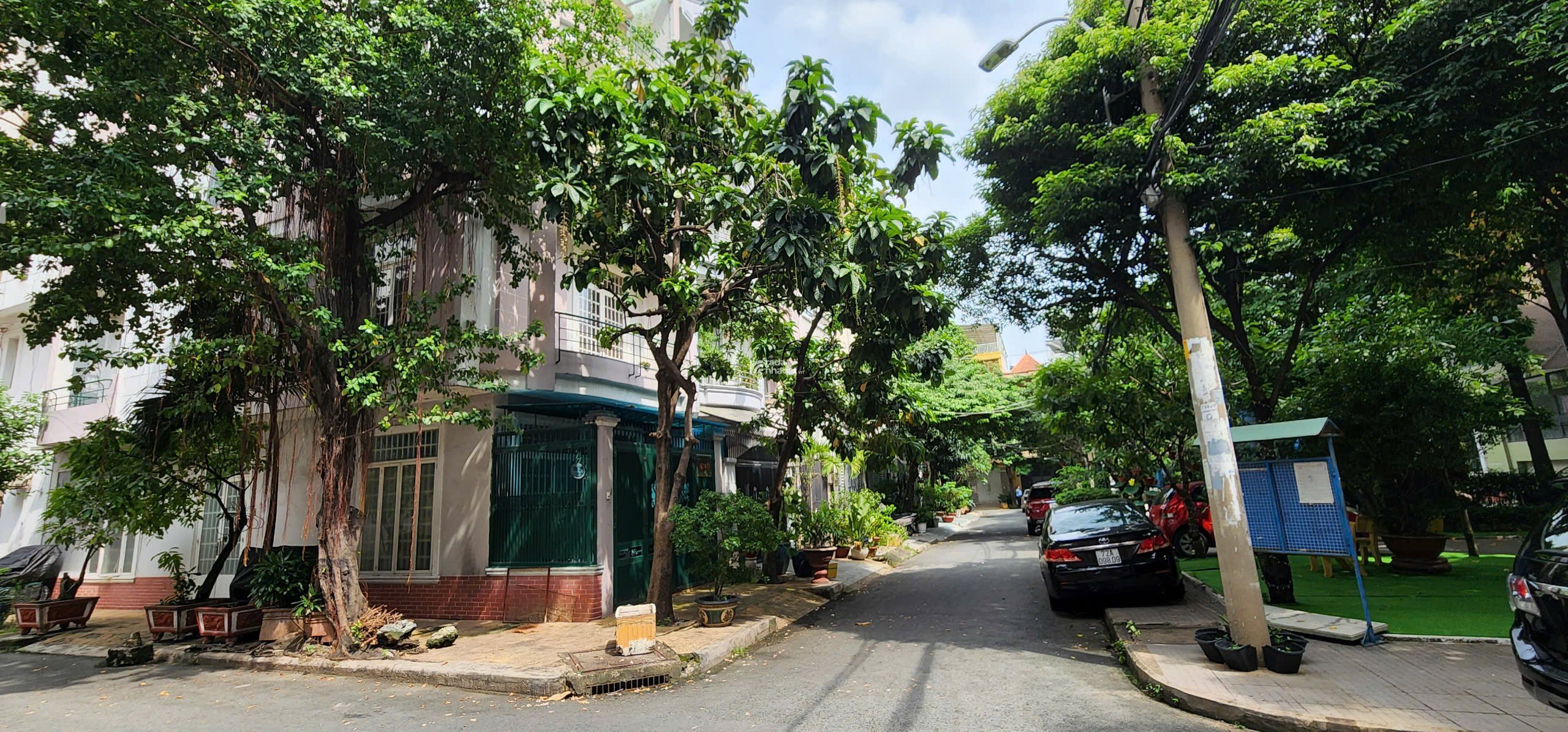 Bán nhà riêng chính chủ trong khu compound 99C Đường Cộng Hòa, Quận Tân Bình