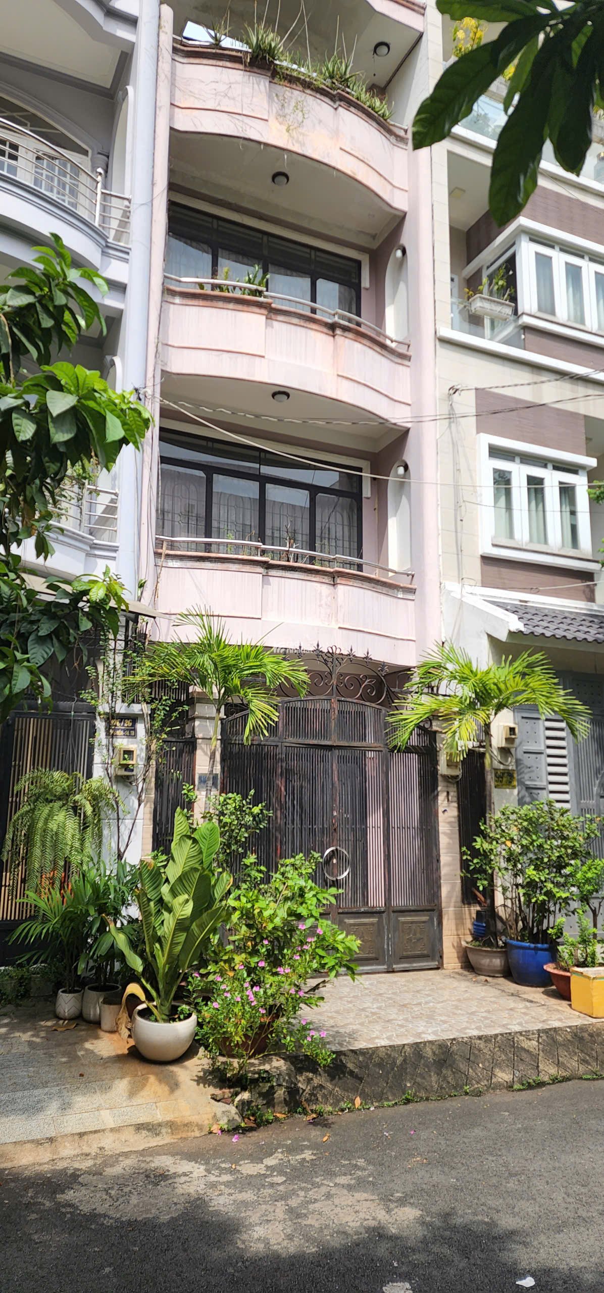 Bán nhà riêng chính chủ trong khu compound 99C Đường Cộng Hòa, Quận Tân Bình