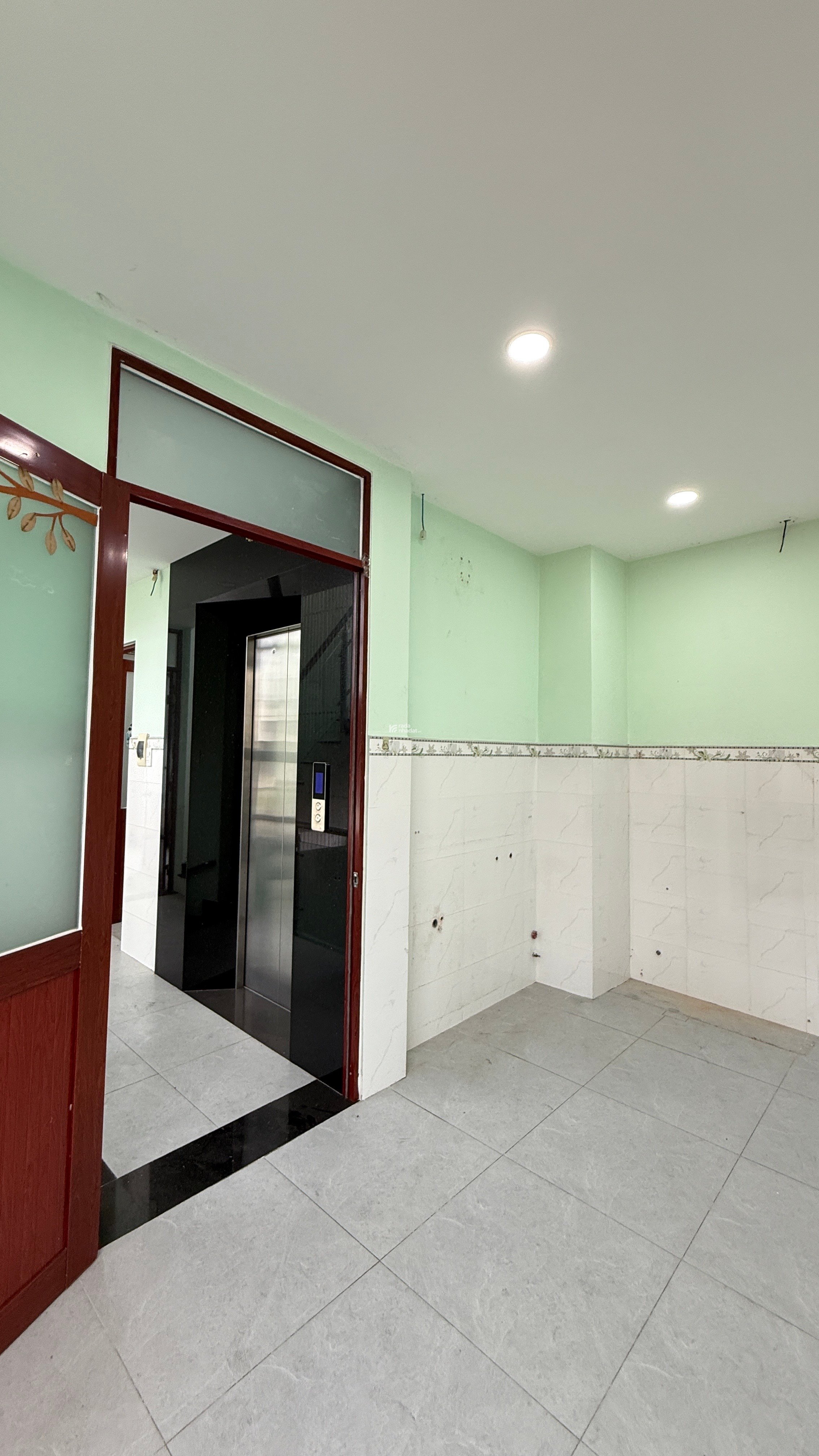 Bán Nhà đường Sinco Tên lửa, 225m2 ( 6.4 x 36 ) 6 Tầng Thang máy