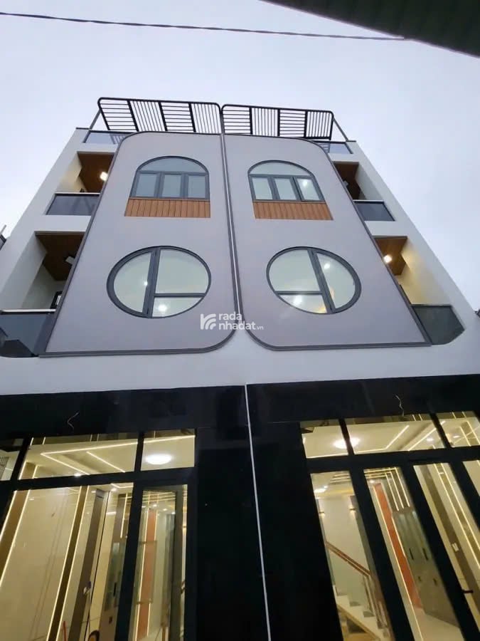 Nhà mới 4 tầng, full nội thất, Trần Quang Cơ, 48m2, 4PN, chỉ 6.45 tỷ TL