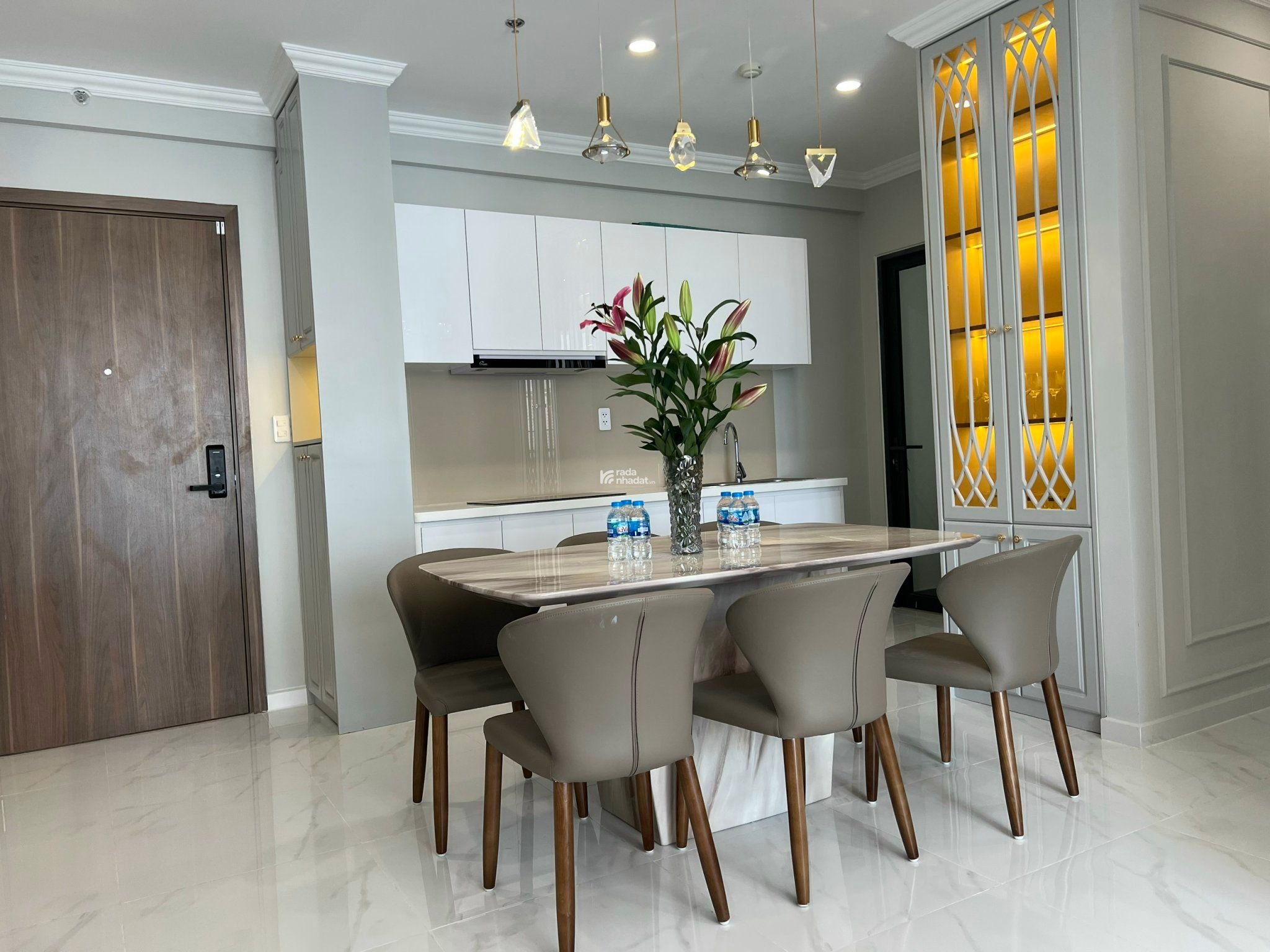 Căn 2PN Precia giá tốt chỉ 4,1 tỷ, căn góc chỉ 4,4 tỷ. Hiện còn 2 căn giá tốt nhất, alo em xem nhà