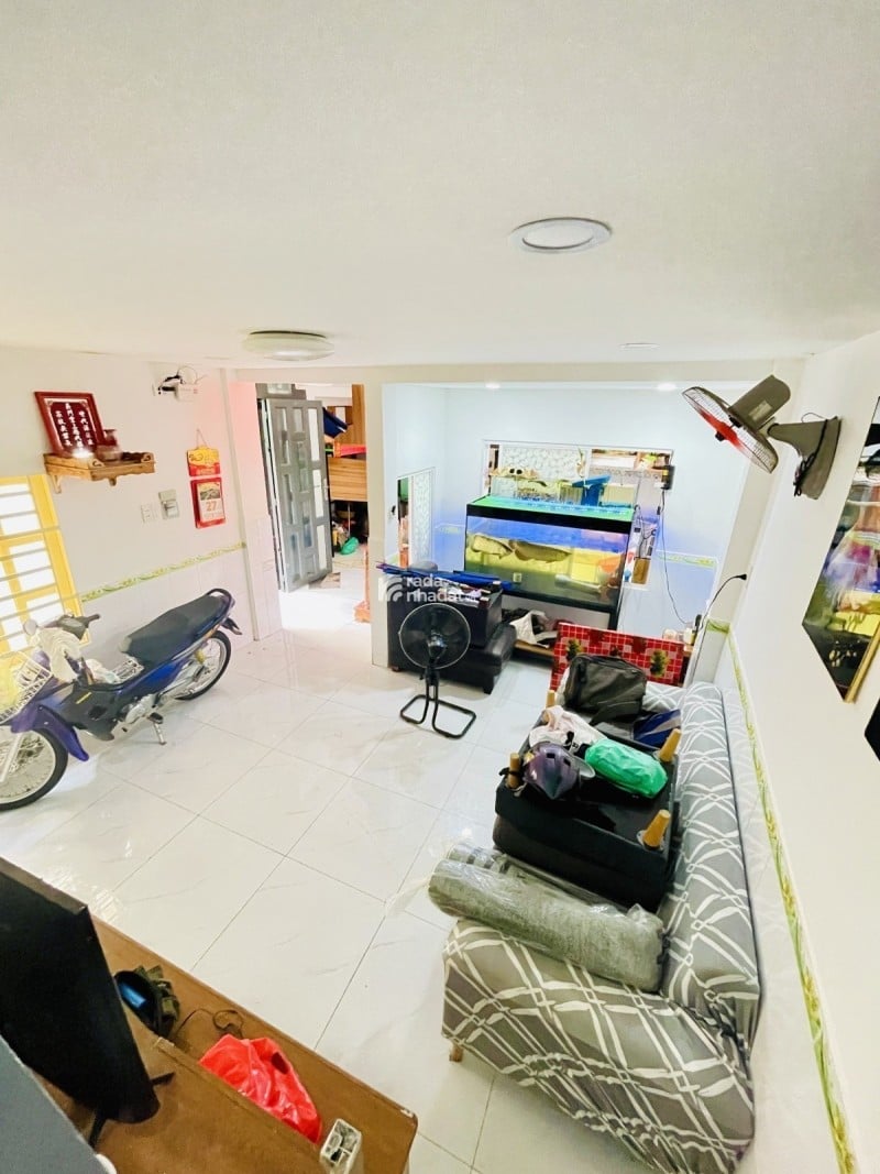 Bán nhà P5 Q11 Lạc long Quân 45m2 2 tầng.KHÔNG QUY HOẠCH, LỘ GIỚI hơn 4TỶ