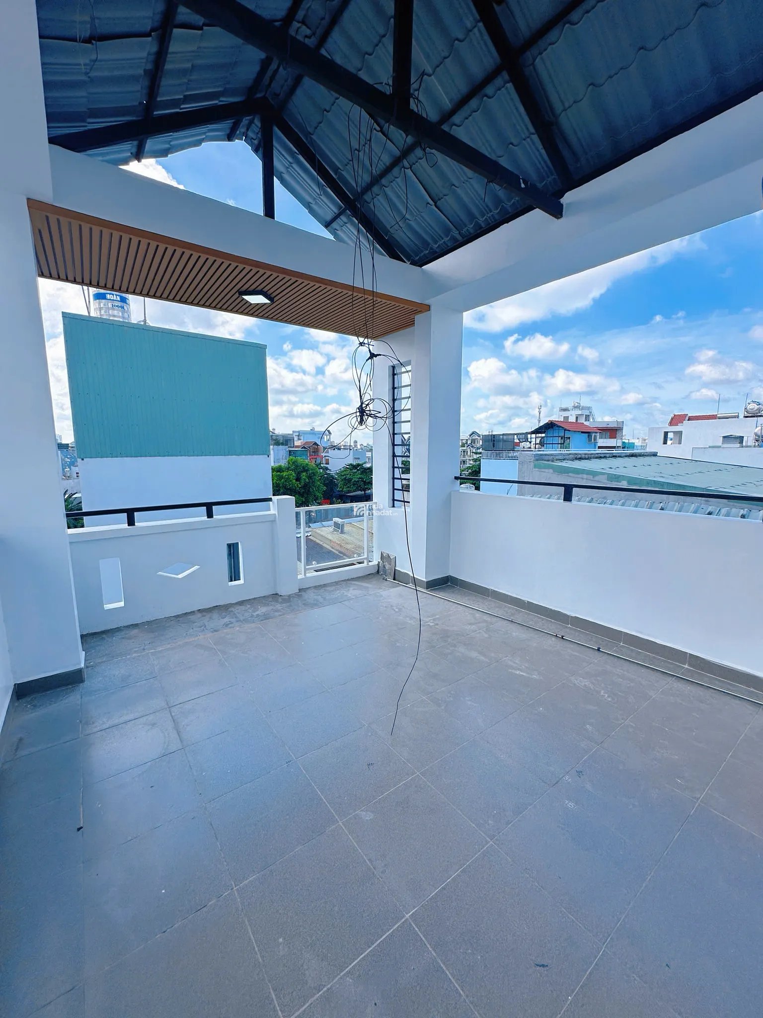 NHÀ LÊ VĂN QUỚI HXH , 4 TẦNG SIÊU PHẨM VÀO Ở NGAY 42 M2 GIÁ 5,2 TỶ