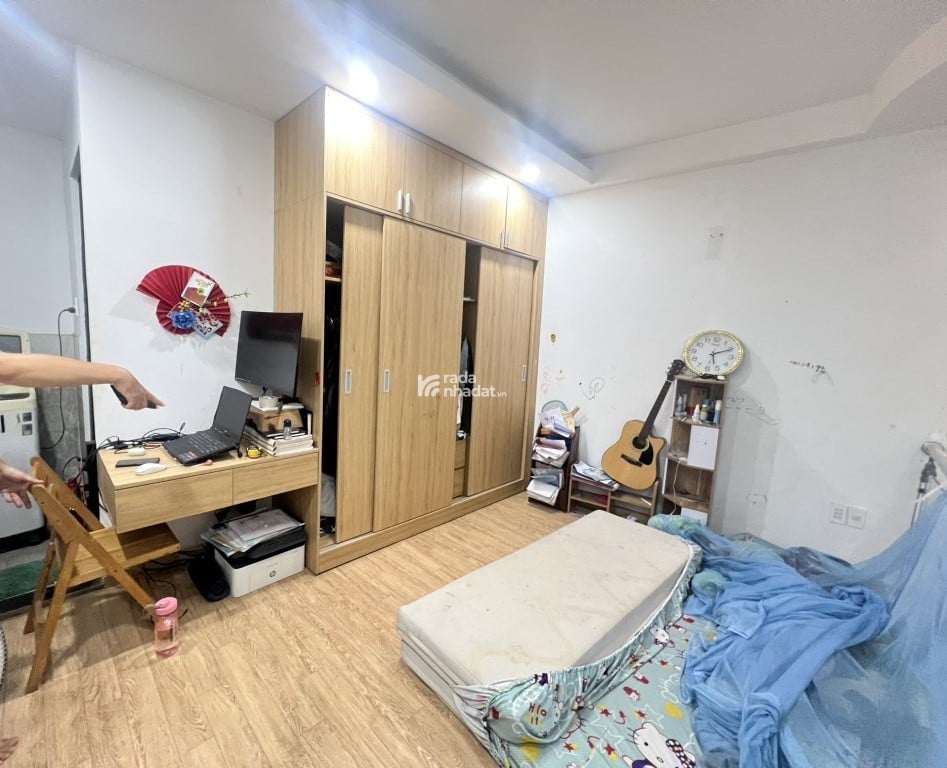 NHÀ ĐẸP, HẺM XE TẢI TRÁNH NHAU SÁT NGÃ 3 TÔ NGỌC VÂN LINH ĐÔNG 5,5X20 CHỈ 8 TỶ.