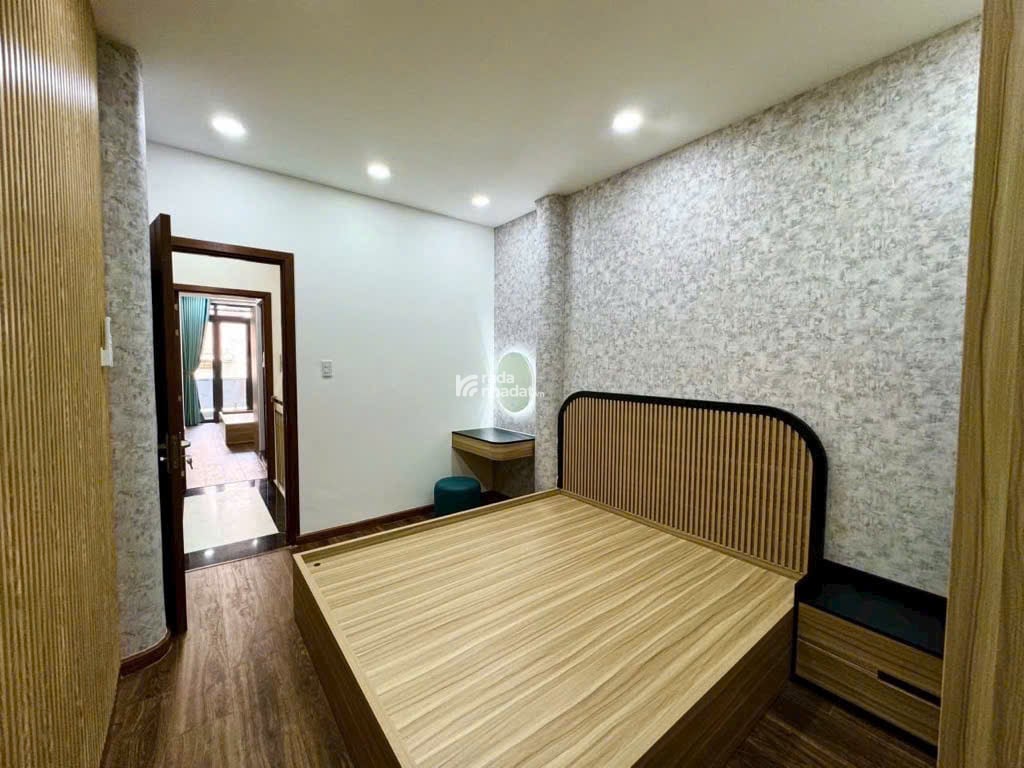 QUAN 7 --LÂM VĂN BỀN -CƯ XÁ NH HẺM ÔTÔ CHỈ 5TỈ HƠN NHÀ MỚI ĐẸP