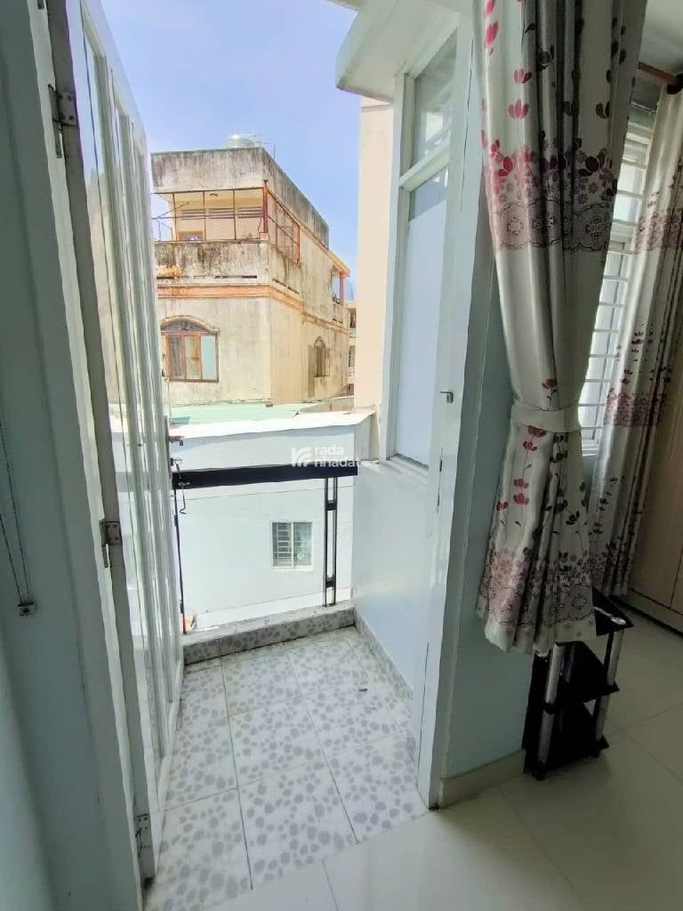 SÁT MT NGUYỄN TRỌNG TUYỂN, PHÚ NHUẬN, 62M2 CÓ KC TIỆN CẢI TẠO. GIẢM 2T CHỈ 11.5T TL 