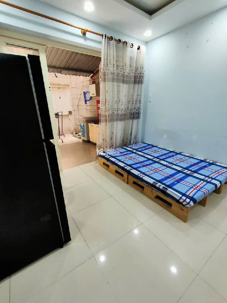 SÁT MT NGUYỄN TRỌNG TUYỂN, PHÚ NHUẬN, 62M2 CÓ KC TIỆN CẢI TẠO. GIẢM 2T CHỈ 11.5T TL 