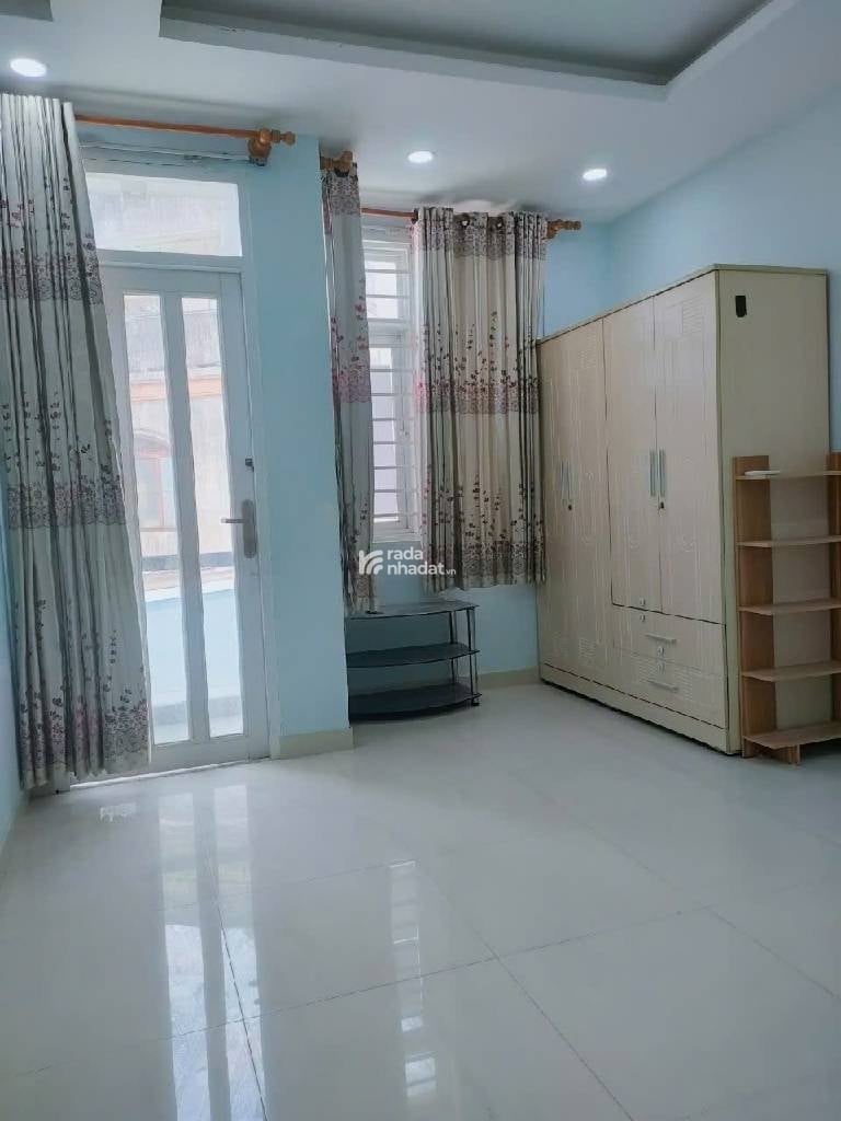 SÁT MT NGUYỄN TRỌNG TUYỂN, PHÚ NHUẬN, 62M2 CÓ KC TIỆN CẢI TẠO. GIẢM 2T CHỈ 11.5T TL 