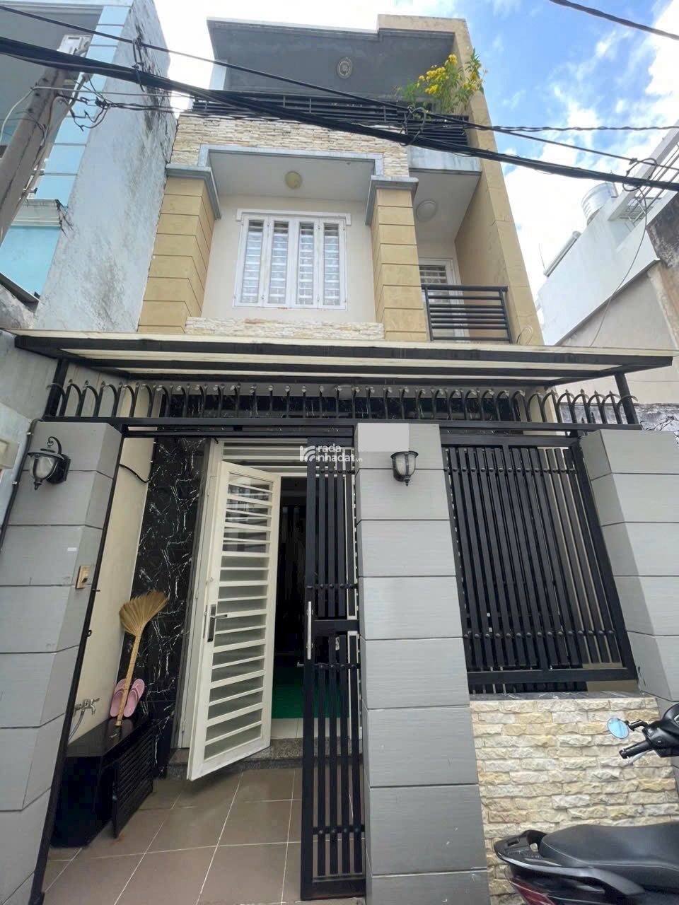 NHÀ 3 TẦNG 1/ NGUYỄN VĂN KHỐI– P.11– 4.15x13- CÁCH MẶT TIỀN VÀI BƯỚC CHÂN- CHỈ 6.35 TỶ TL