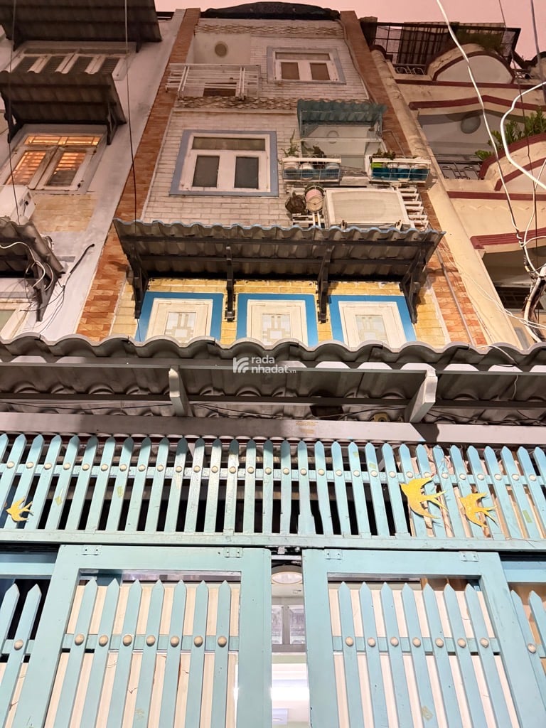 SIÊU PHẨM KHU VIP BÀNH VĂN TRÂN - TÂN BÌNH - 30 M2 - 5 TẦNG BTCT - 4 PN - NHỈNH 5 TỶ