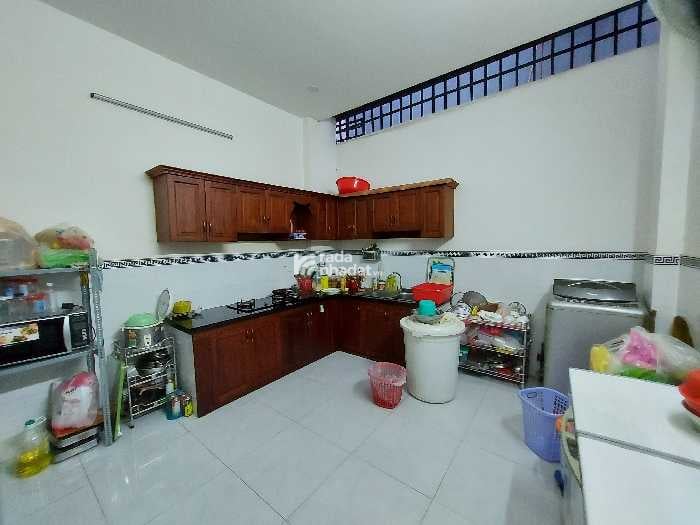 NHÀ 3 TẦNG HẺM XE HƠI 150 PHÚ ĐỊNH, P. 16, QUẬN 8, 60M2, 4PN, GẦN Q.6