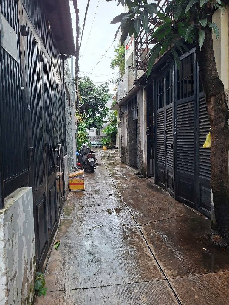 HẺM 3M ĐẸP. PHẠM VĂN BẠCH, TÂN BÌNH, 575M2 CÓ KC Ở NGAY. GIẢM 550TR CHỈ CÒN 4.5T TL 