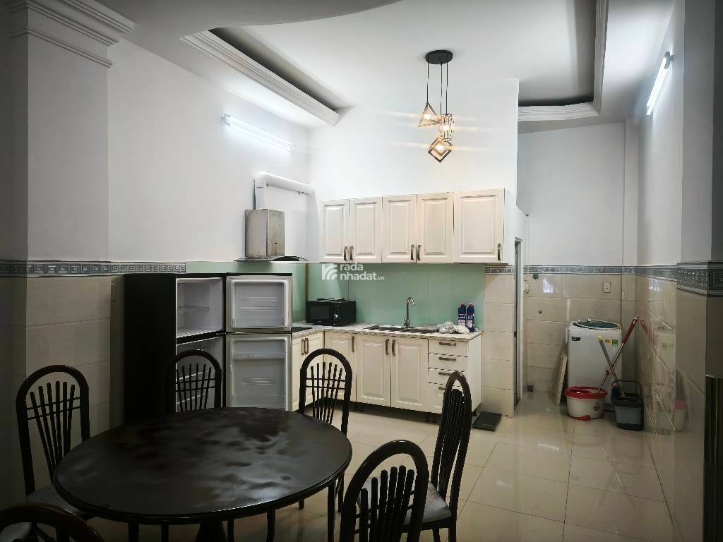 NHÀ 4 TẦNG BTCT, CỨNG CÁP - ĐỐI DIỆN TRƯỜNG HỌC, KINH DOANH ĐỈNH  