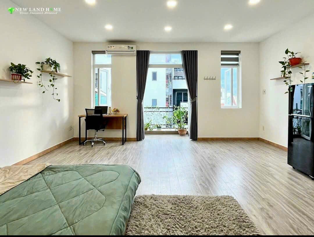 nhà 5,7x20m 5 lầu số 150 đường 79 Phường Tân Quy Quận 7
