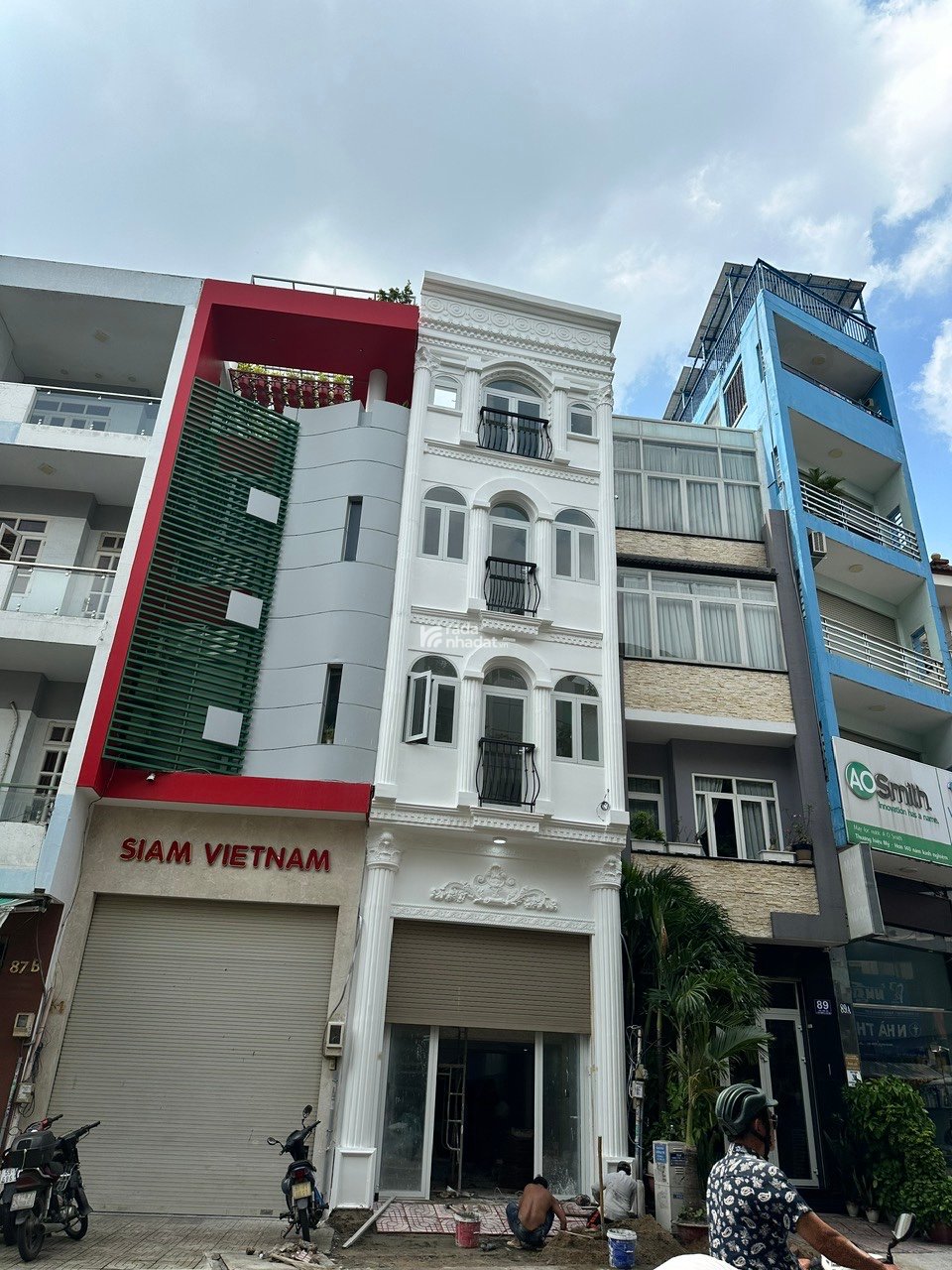 TÂN PHÚ : NHÀ MỚI 5 TẦNG , MT TRẦN HƯNG ĐẠO ,  4,2 x 18M GIÁ 15,8 TỶ TL