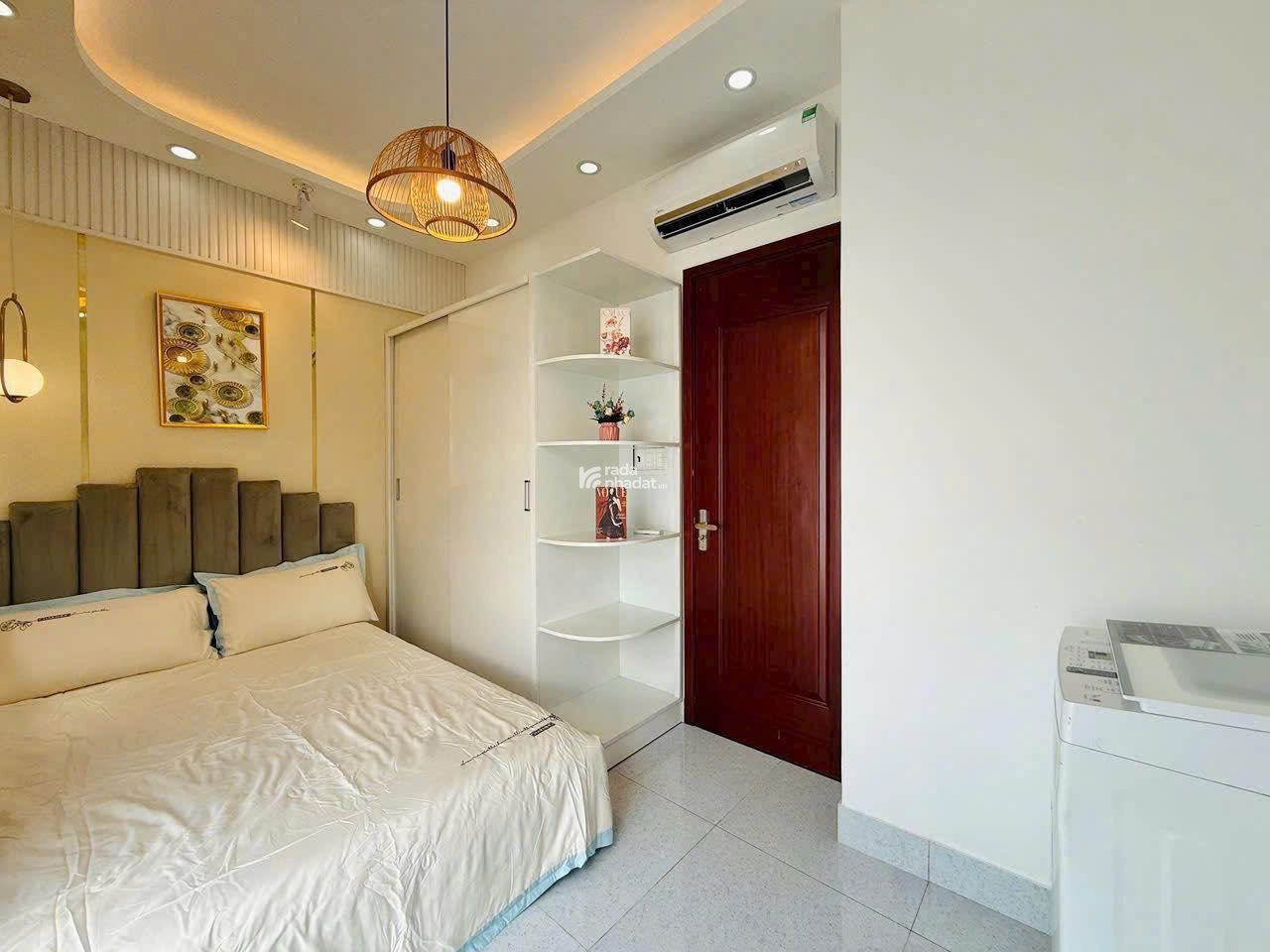 Bán gấp nhà 3 lầu ngay bến xe miền tây đường Nguyễn Hới, Bình Tân, SHR giá 2 tỷ 350 TL