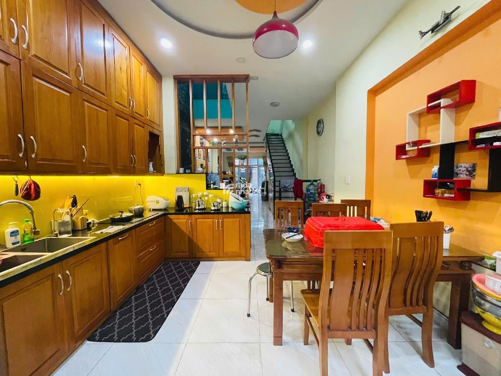 NHÀ 3 TẦNG - PHÚ THỌ HÒA - TÂN PHÚ - 84M2 - 3PN - GIÁP TÂN BÌNH - ĐẦY ĐỦ CÔNG NĂNG 