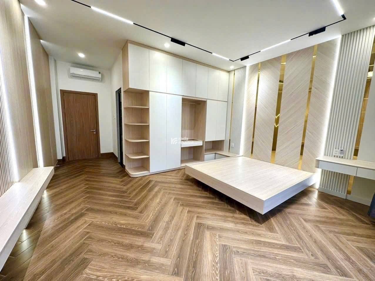 MUA NHÀ 3,6 TỶ 105M2 CỰC ĐẸP, VỊ TRÍ ĐẮC ĐỊA, DC TRI THỨC CAO, AN NINH