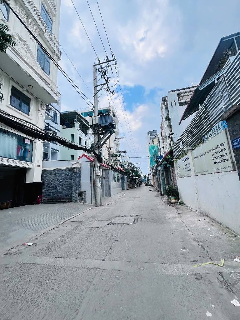 CHỈ 2.8 TỶ – NHÀ 1T1L – 2PN – FULL NỘI THẤT – ĐƯỜNG LÂM VĂN BỀN – TT.Quận7