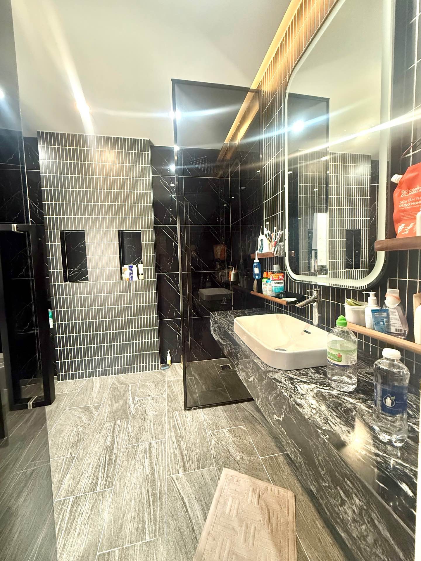 Biệt thự đường Thoại Ngọc Hầu, 145m2, 8x18.5, 4 tầng thang máy, Sang trọng, 27.5 tỷ