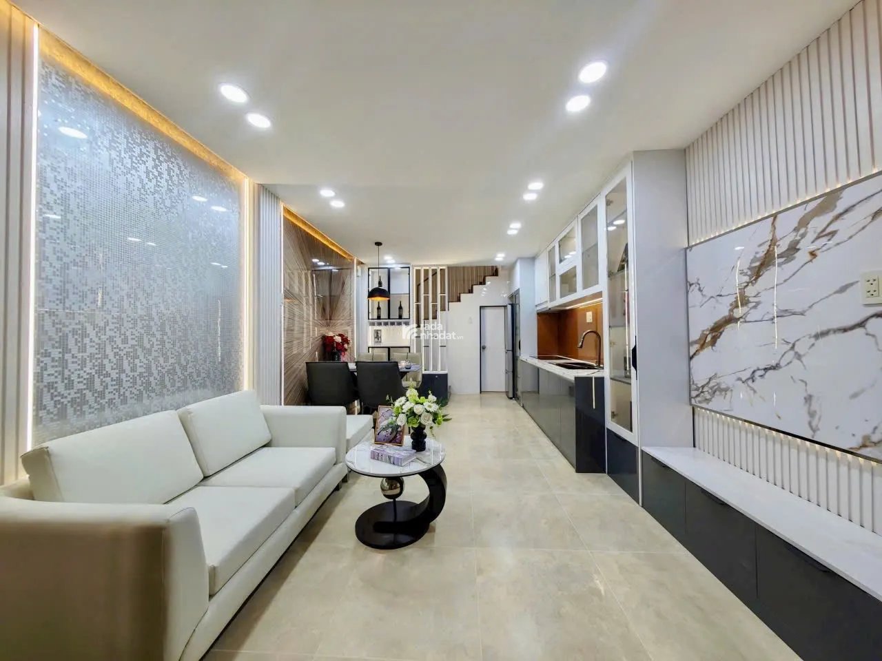 PHAN XÍCH LONG - P2 - PHÚ NHUẬN 