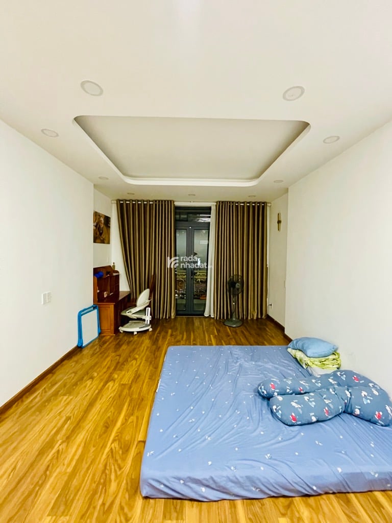 MT KINH DOANH SẦM UẤT- NGAY BÀU CÁT - KHU ĂN UỐNG MUA SẮM.