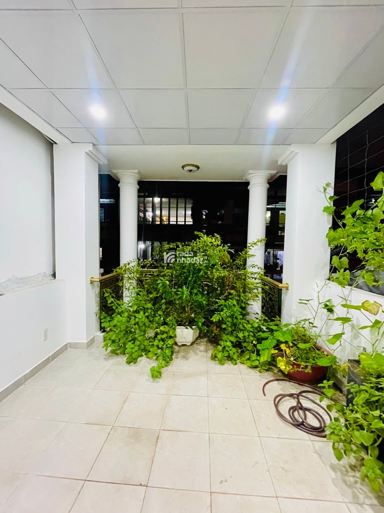 MT KINH DOANH SẦM UẤT- NGAY BÀU CÁT - KHU ĂN UỐNG MUA SẮM.