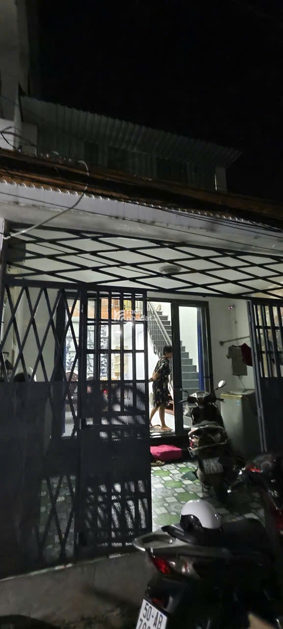 NHÀ SHR NGAY CHỢ THẠNH XUÂN, Q12 GIÁ TỐT KHÓ TÌM - 3.X TỶ