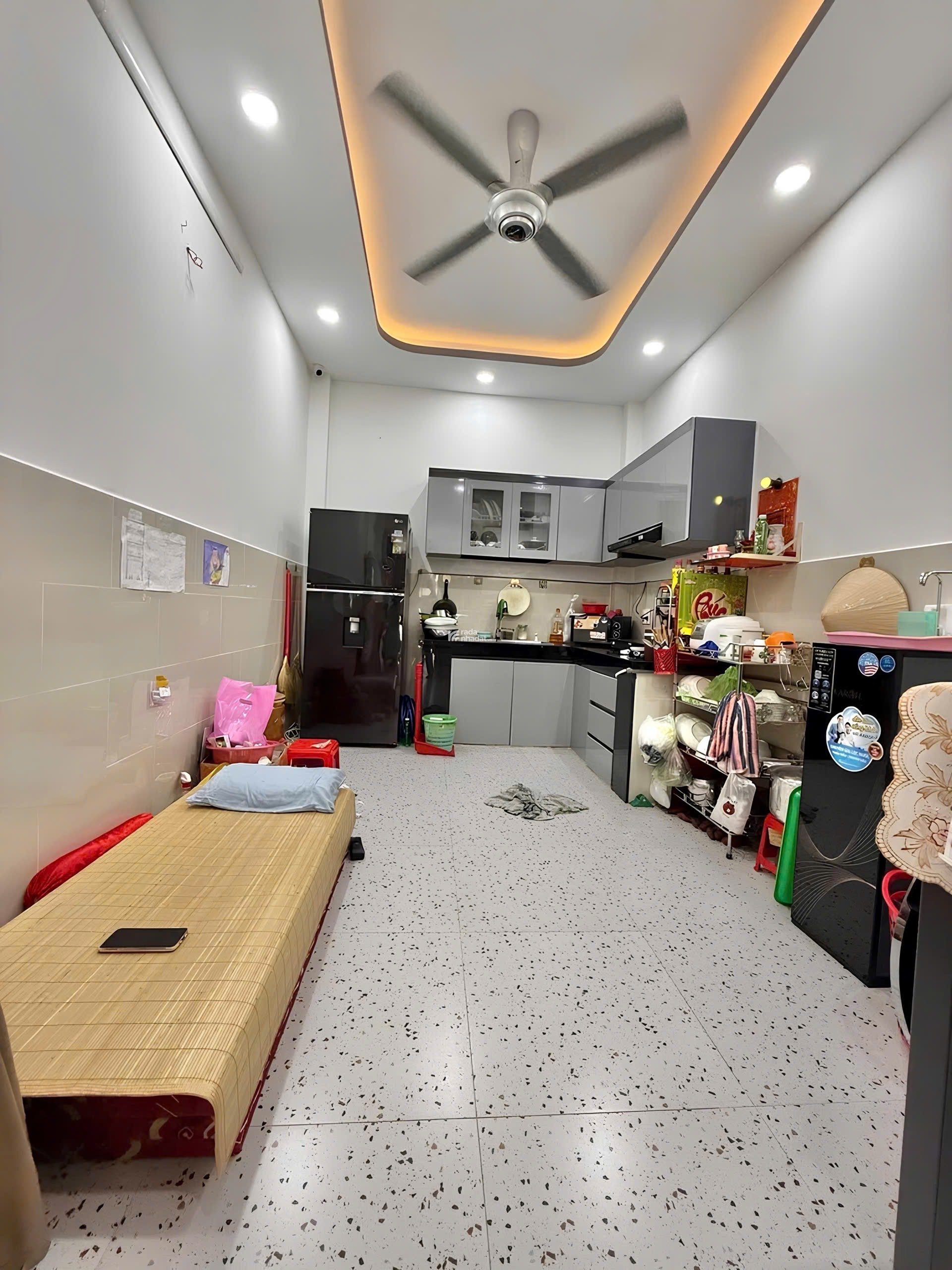 Đường Xe Hơi 5m - Nhà Đúc 4 Tầng, Ngay Lê Trọng Tấn - chỉ 5,x ty