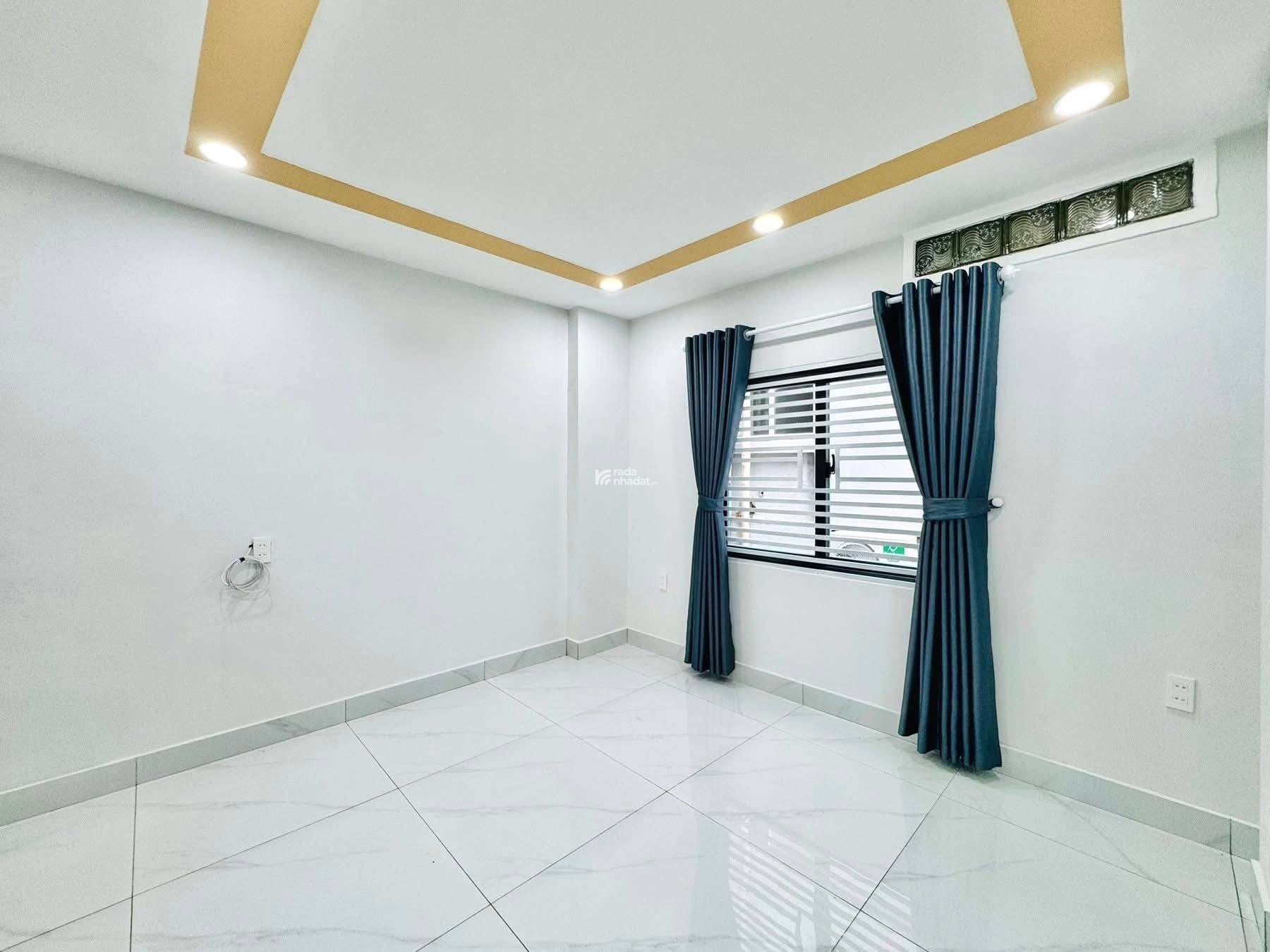 SIÊU PHẨM KHU NGUYỄN GIA TRÍ, P.25, BÌNH THẠNH- NGAY ĐH HUTECH - HẺM 8M XE HƠI TRÁNH- 4 TẦNG 6PN