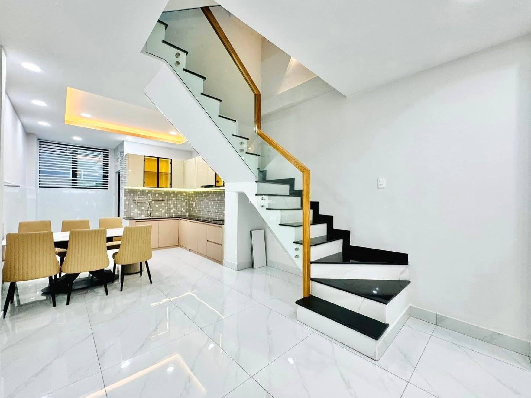 SIÊU PHẨM KHU NGUYỄN GIA TRÍ, P.25, BÌNH THẠNH- NGAY ĐH HUTECH - HẺM 8M XE HƠI TRÁNH- 4 TẦNG 6PN