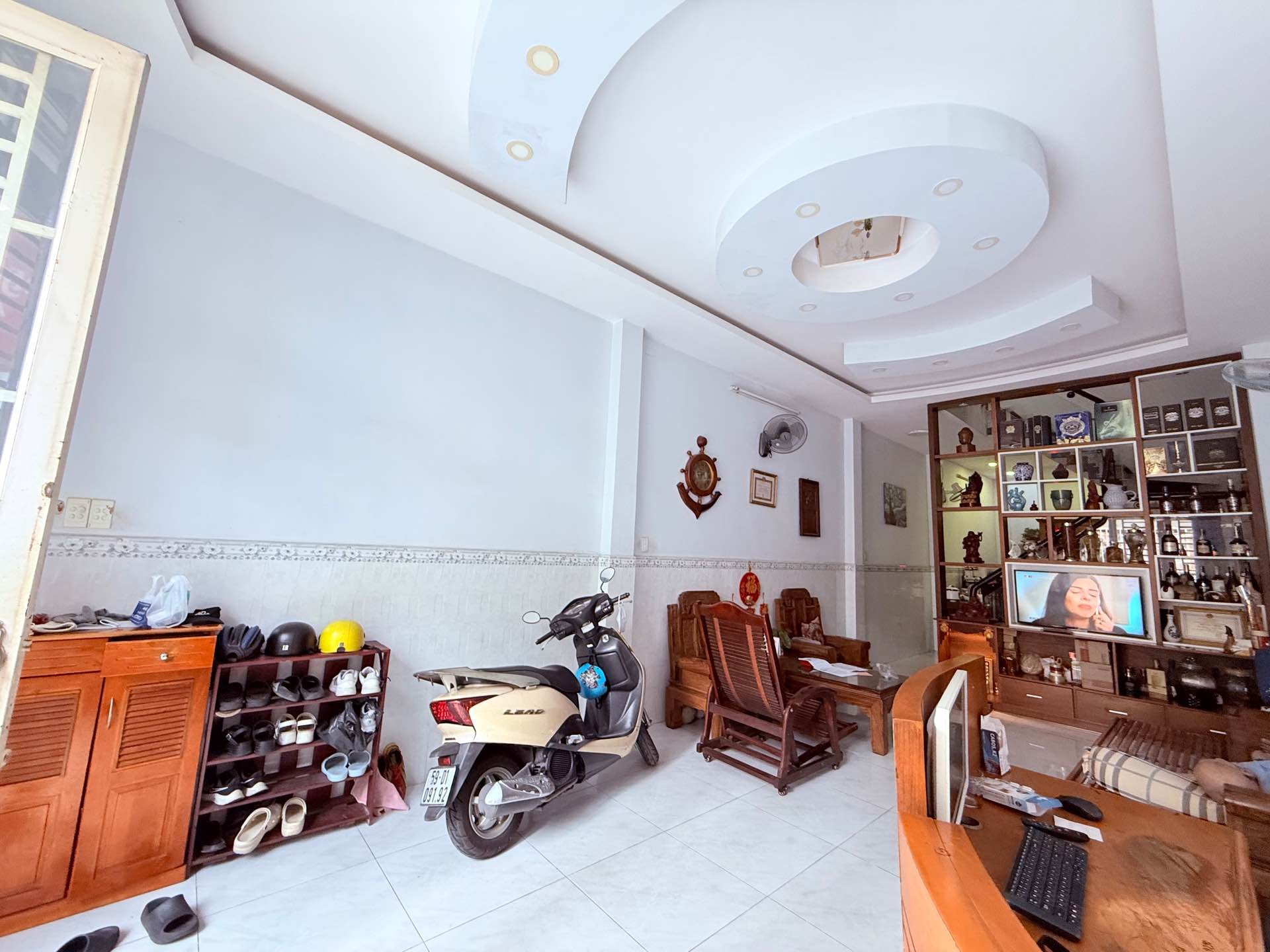 Nhà khu an ninh đường 8m Tân Thắng, kế AEON, 64m2, 3 tầng, 4PN, Chỉ 8.6 tỷ