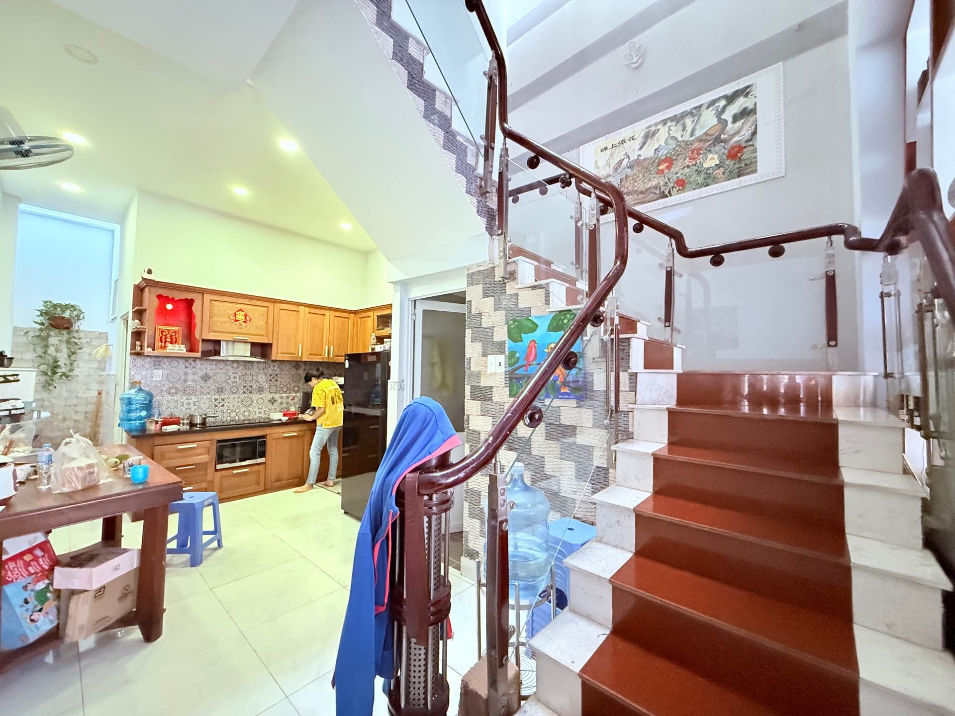 Nhà khu an ninh đường 8m Tân Thắng, kế AEON, 64m2, 3 tầng, 4PN, Chỉ 8.6 tỷ