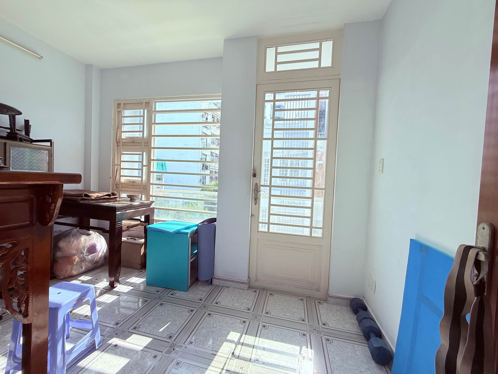 Nhà khu an ninh đường 8m Tân Thắng, kế AEON, 64m2, 3 tầng, 4PN, Chỉ 8.6 tỷ