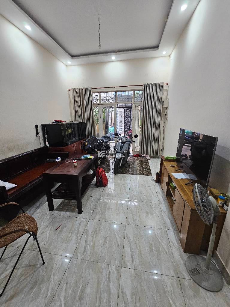 HẺM XE HƠI PHỔ QUANG, TÂN BÌNH, 72M2 CÓ KẾT CẤU DỄ CẢI TẠO. GIẢM 750TR CHỈ 12.4T