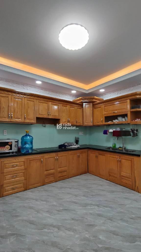 CHỦ. NGỘP BÁN GẤP NHÀ BÌNH TÂN GIÁP TÂN PHÚ (4*15)  4 TẦNG CHỈ 6 TỶ 3