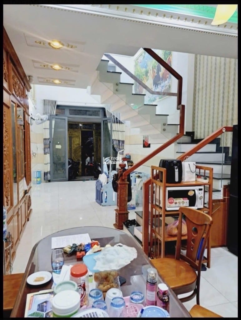 bán nhà đường lê văn qứoi bình hưng hoà a