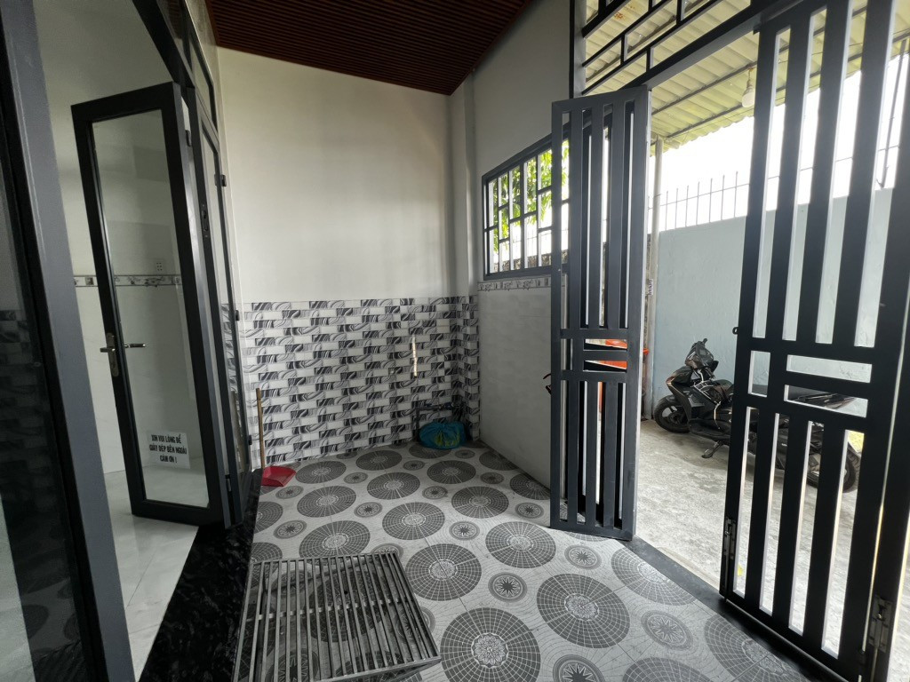 MỚI ĐẸP Ở NGAY, 2 TẦNG ĐỐI DIỆN VẠN PHÚC CITY DÒNG TIỀN ỔN ĐỊNH 4X15 CHỈ 5,3 TỶ.